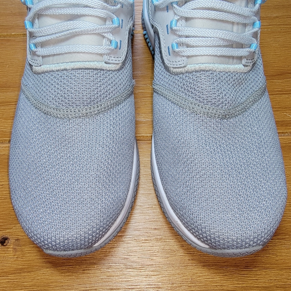 Infinity Dart Premium Athletic Shoe - Size 7.5 - Picture 4 of 8